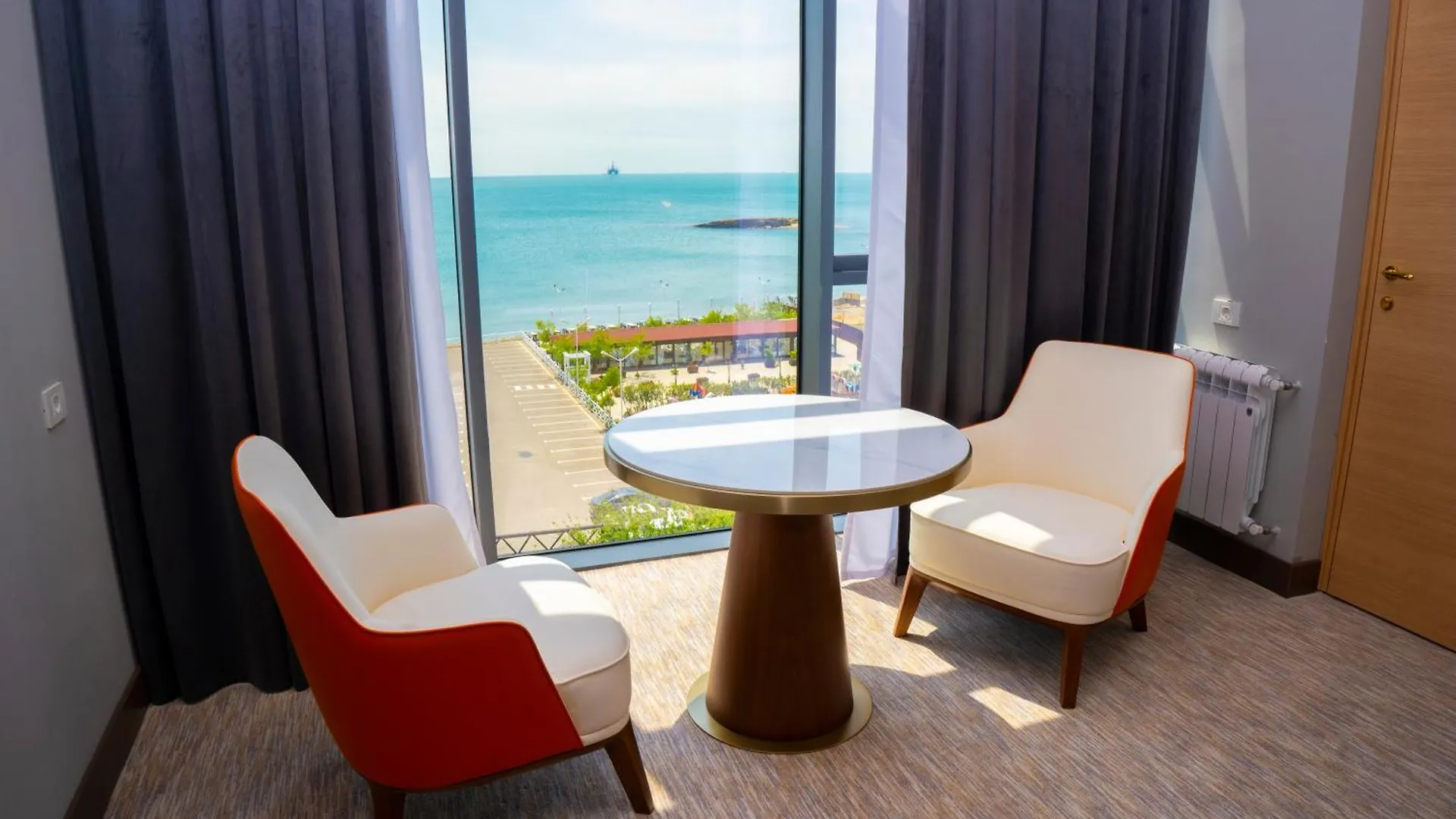 Port Marine Hotel By Hollywood Baku