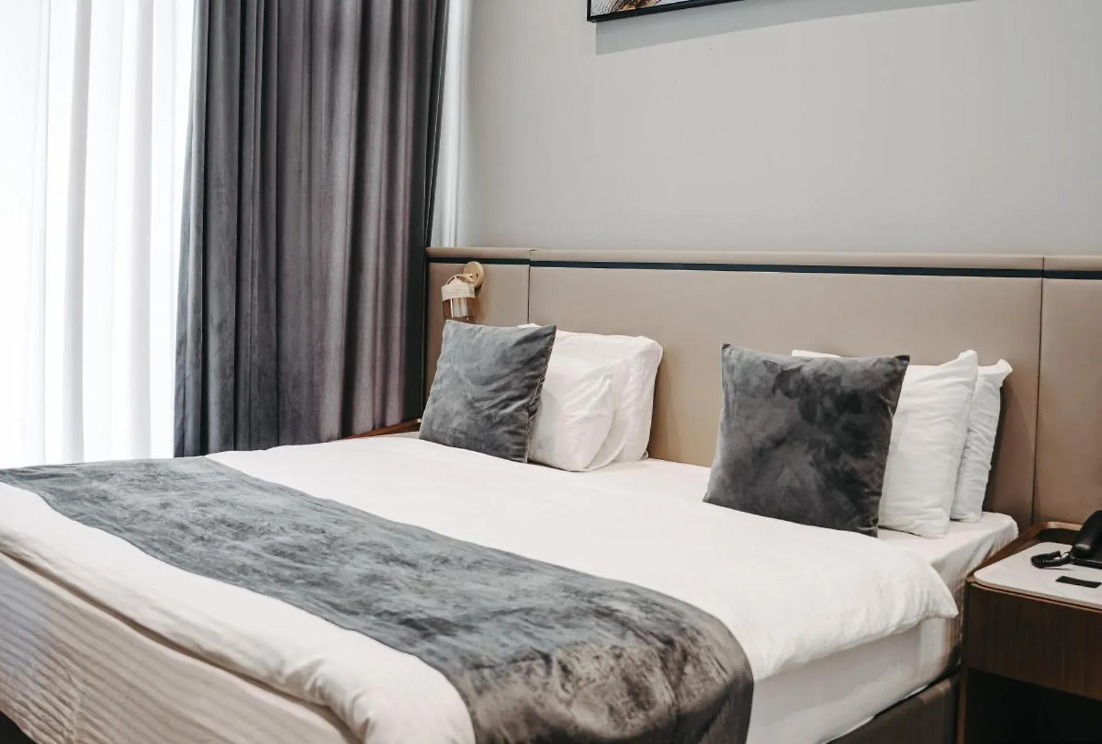 Port Marine Hotel By Hollywood Baku