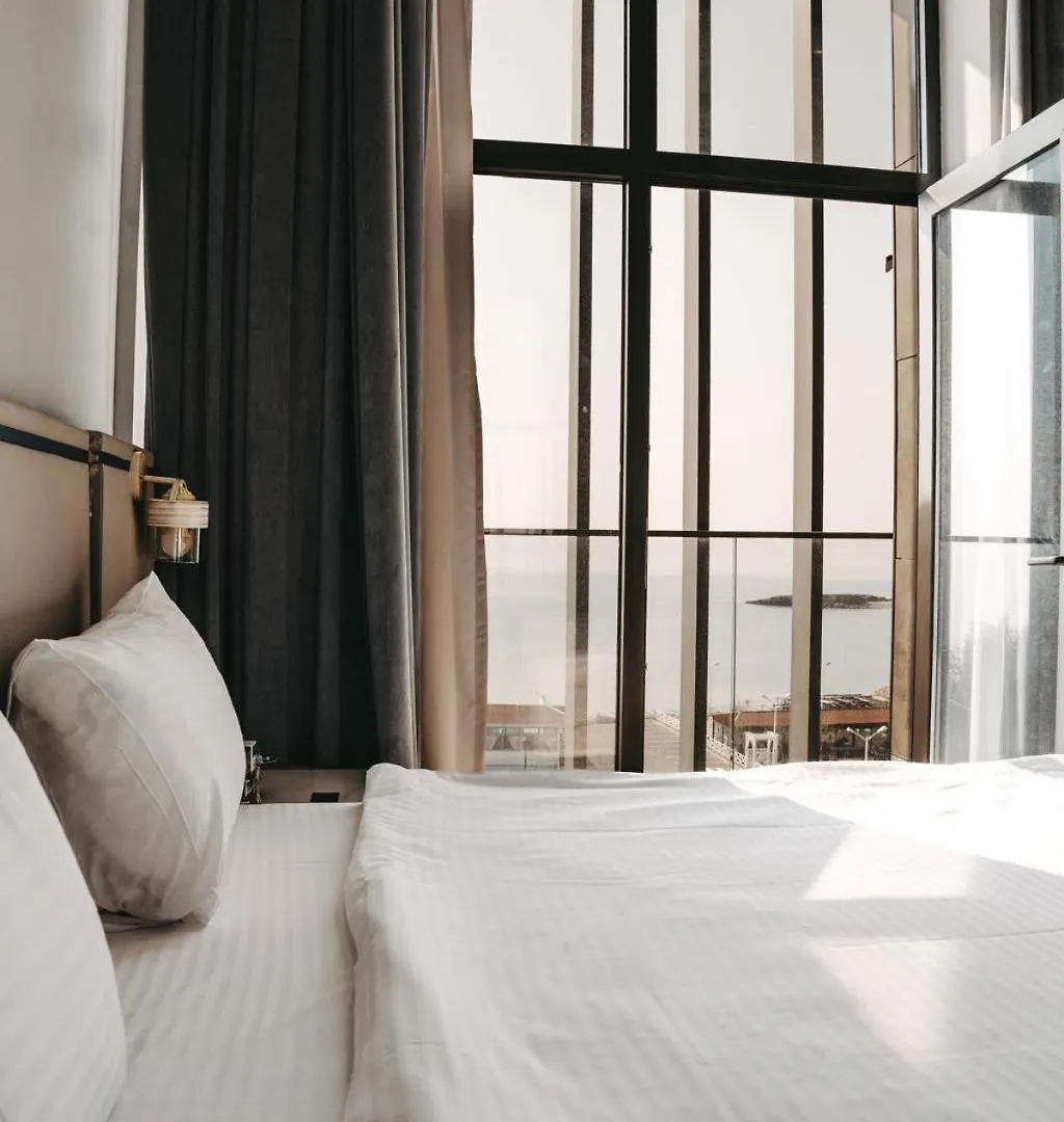 Port Marine Hotel By Hollywood Baku